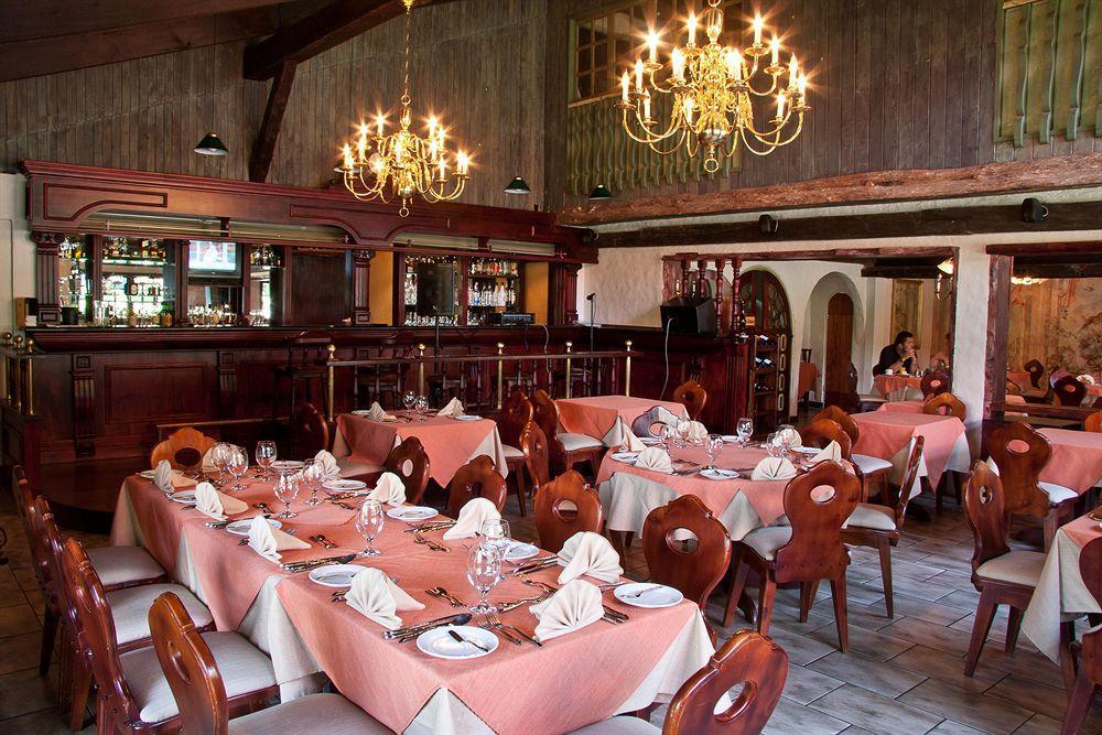 Hotel Chalet Tirol Эредия Ресторан фото