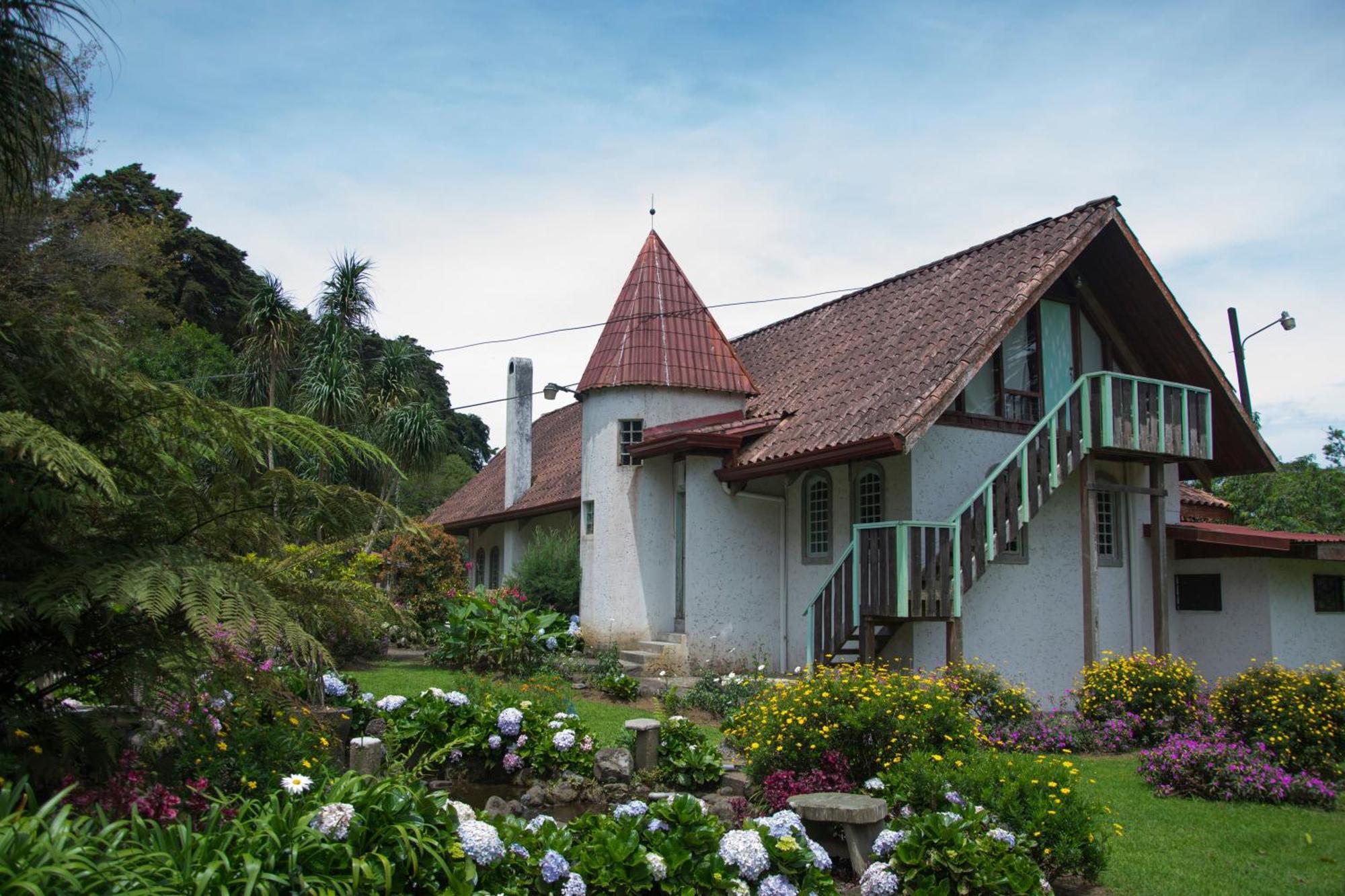 Hotel Chalet Tirol Эредия Экстерьер фото